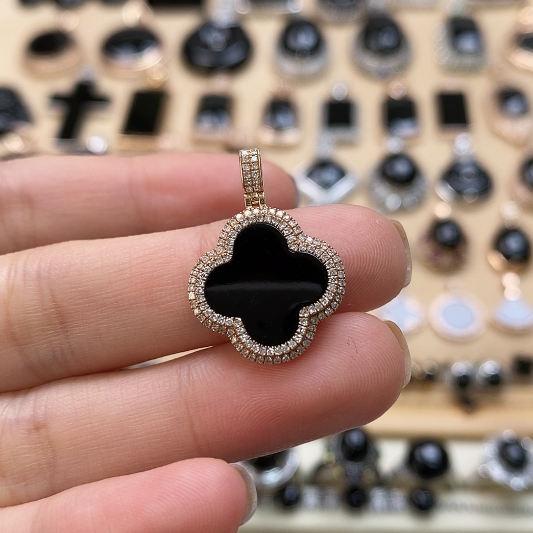 翡翠颈饰18K金镶嵌天然翡翠墨翠