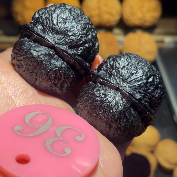 恐龙蛋核桃尺寸40