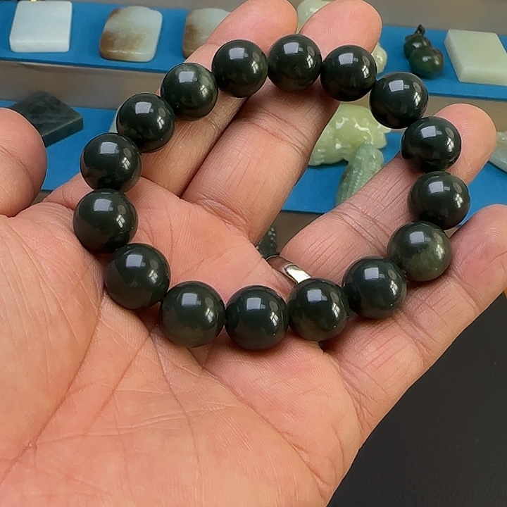 和田玉未镶嵌手链