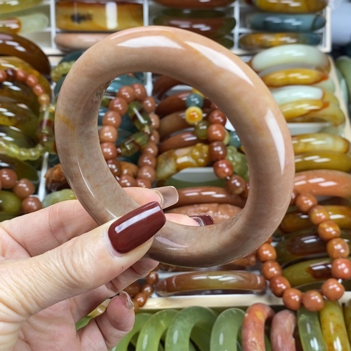 蛇纹石玉手镯未镶嵌58