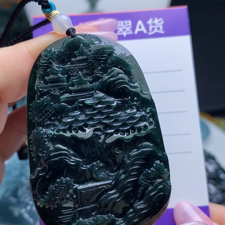 【闪购商品】翡翠颈饰未镶嵌……