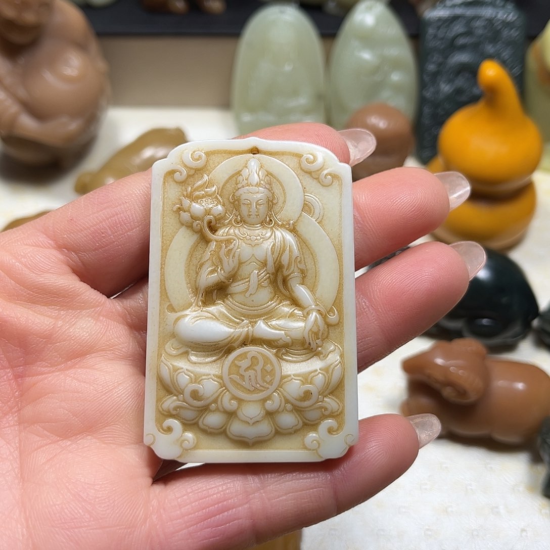 白玉菩提吊坠白玉菩提吊坠