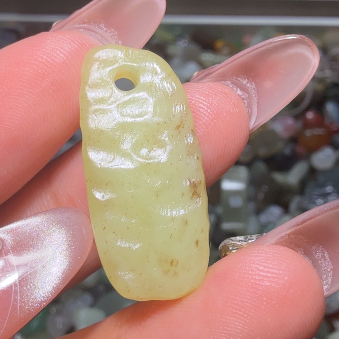 和田玉未镶嵌珠宝半成品