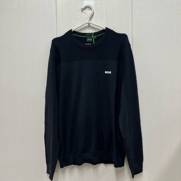 HUGO BOSS/雨果博斯 hu097 黑色长衫 时尚百搭