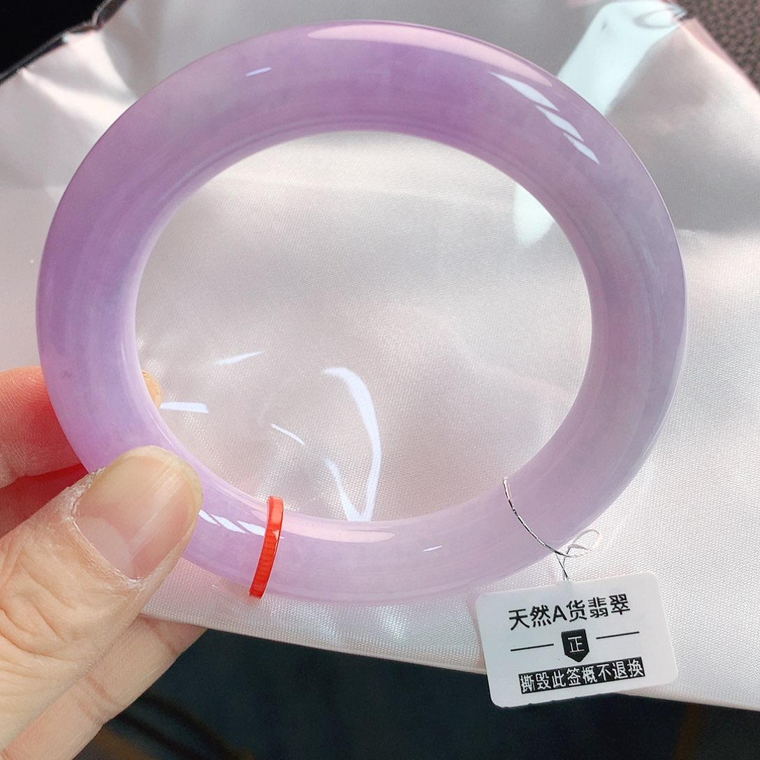 翡翠手镯未镶嵌56胖