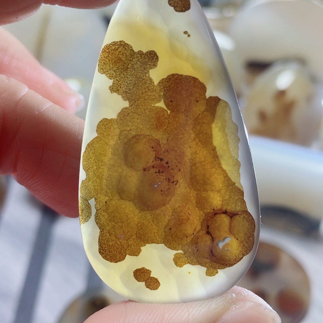 玛瑙/玉髓颈饰合金