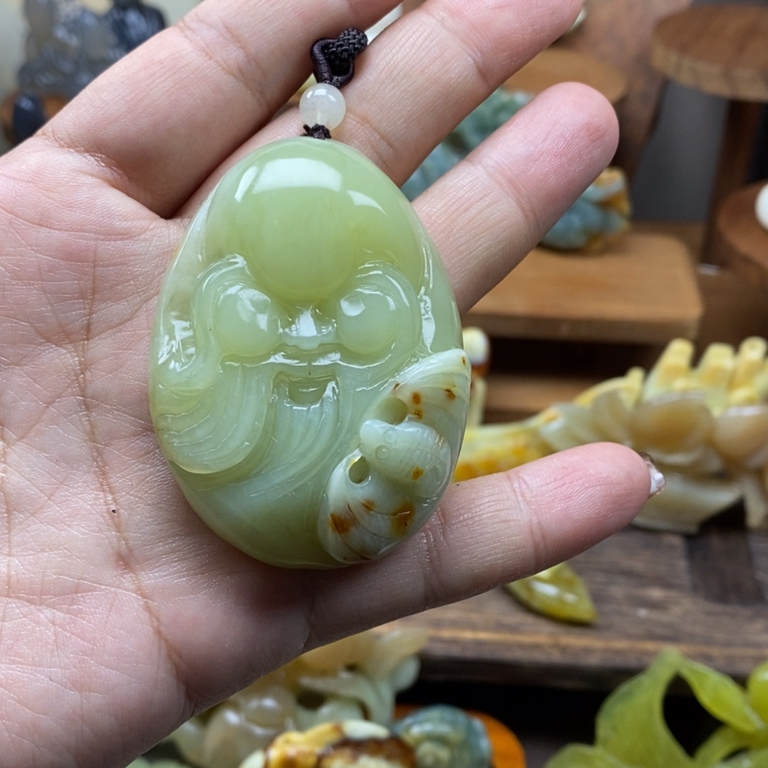 蛇纹石玉未镶嵌吊坠(赠链)