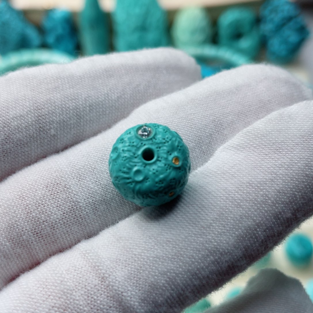 未镶嵌绿松石珠宝奇石