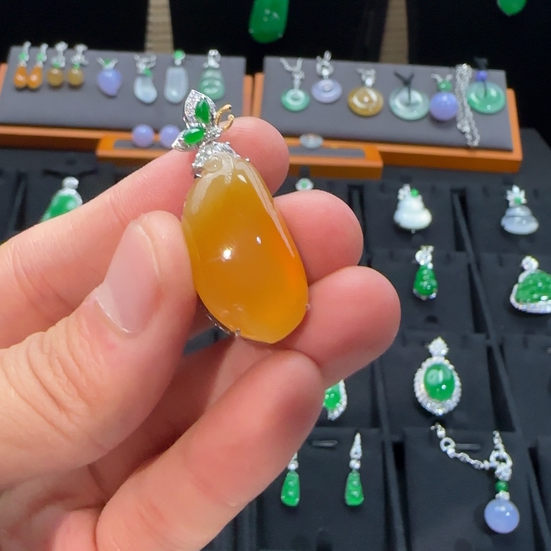 翡翠18K金镶嵌吊坠(不含链)