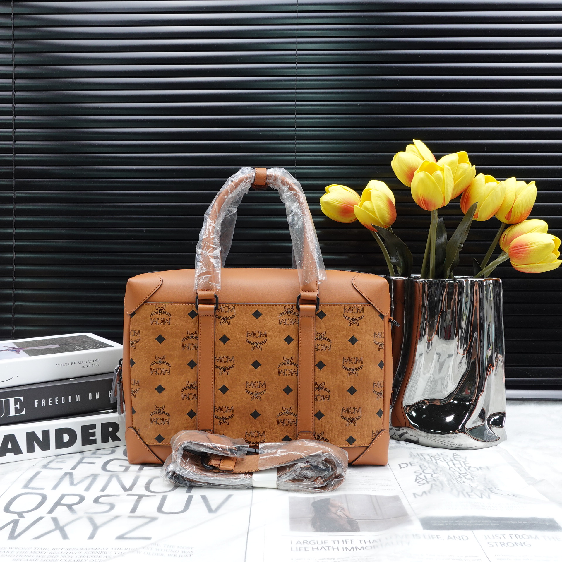 95新 MCM 单肩包/T10229016