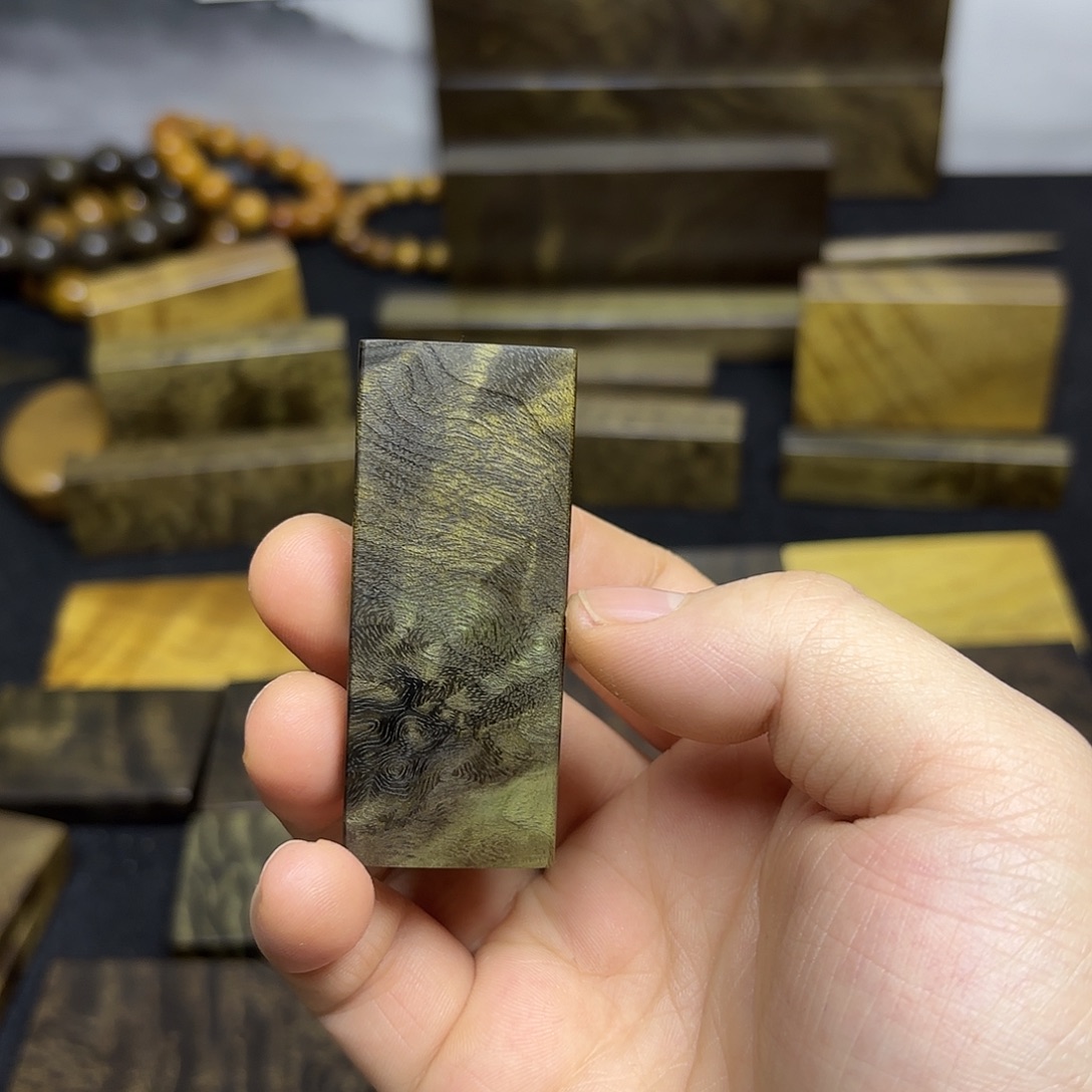 日***天金丝楠一物一拍链接