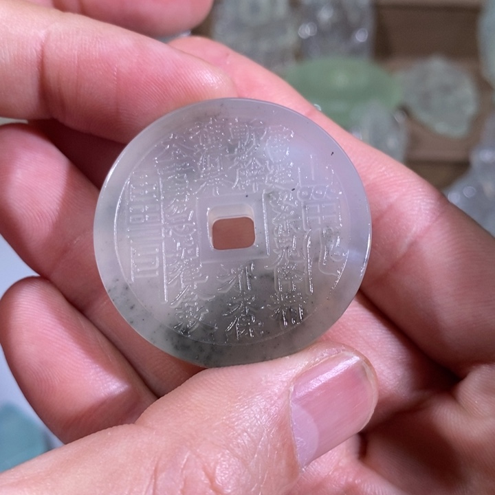 岫玉吊坠未镶嵌吊坠