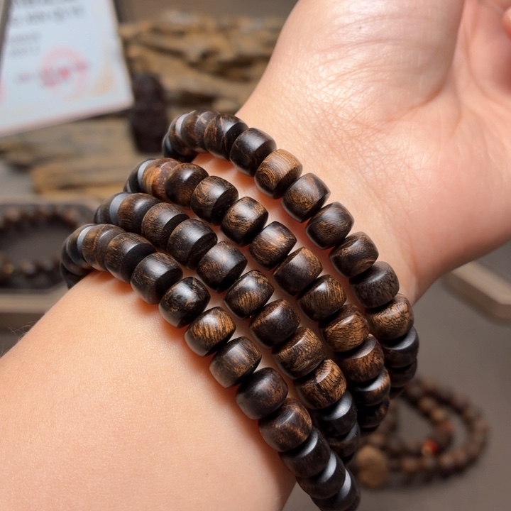 手串沉香越南瘤疤富森红土0.6✖️0.8✖️108