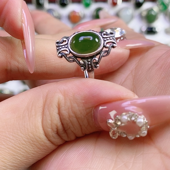 银S925镶嵌戒指和田玉