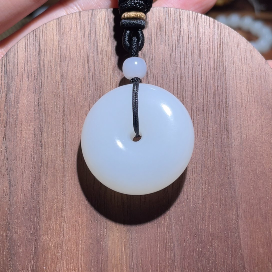 未镶嵌手链和田玉卡33