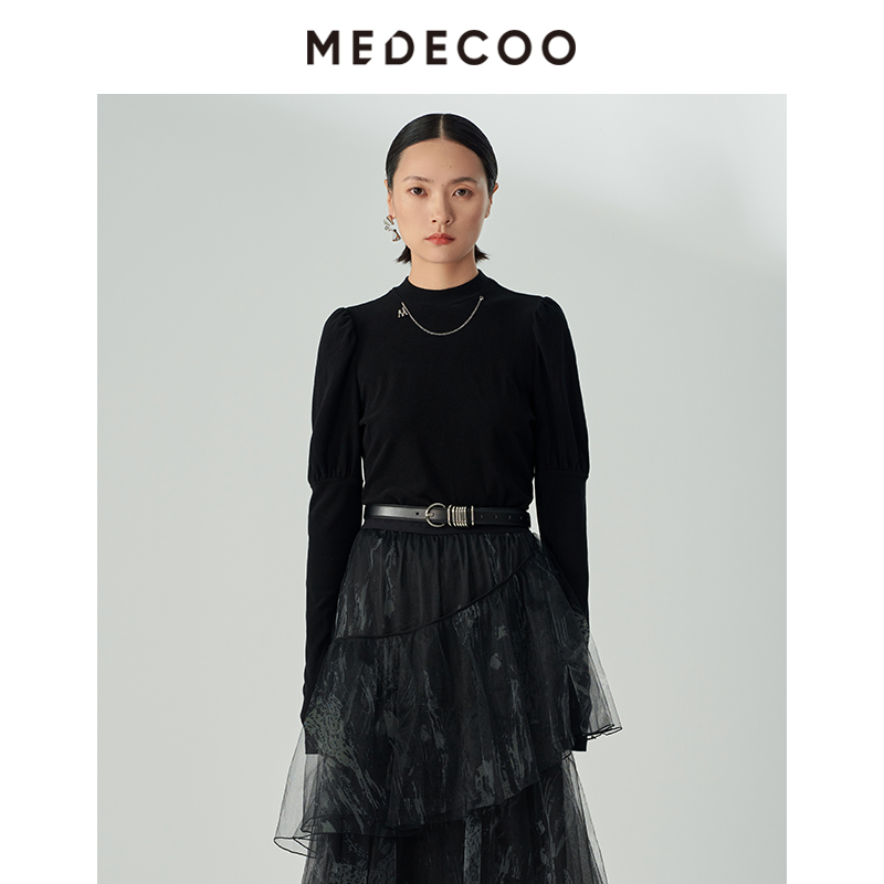 MEDECOO/墨蒂珂冬季新款羊腿型长袖圆领套头针织衫女MHD62219