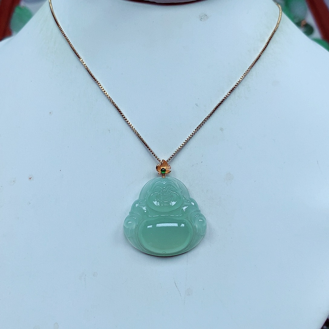 翡翠18K金镶嵌颈饰