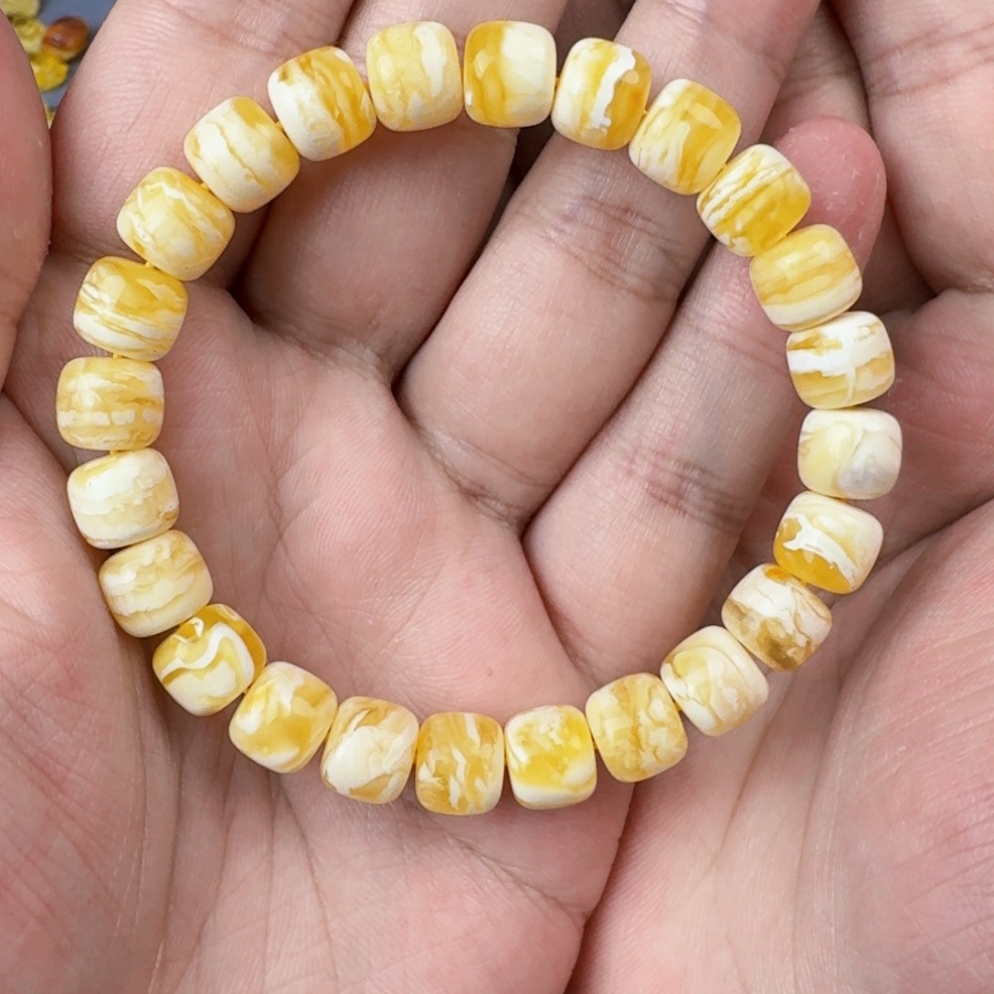 琥珀珠宝奇石未镶嵌Y**n