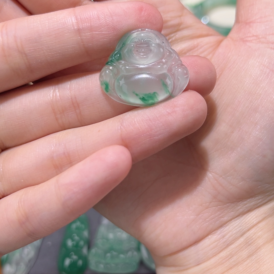 颈饰未镶嵌石英质玉fghhj