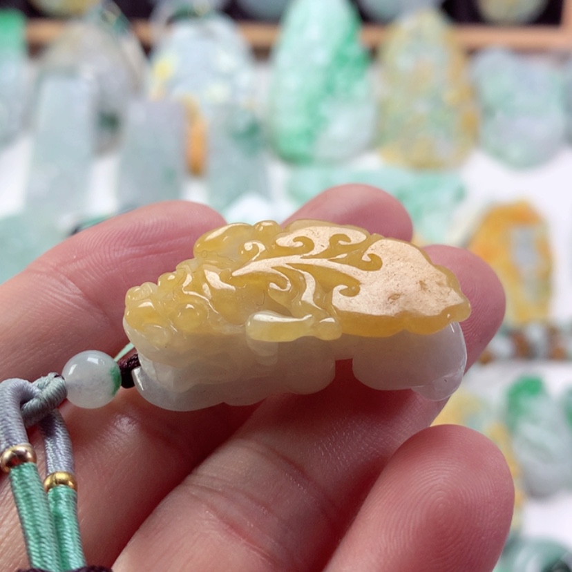 【闪购商品】翡翠吊坠(不含链)未镶嵌