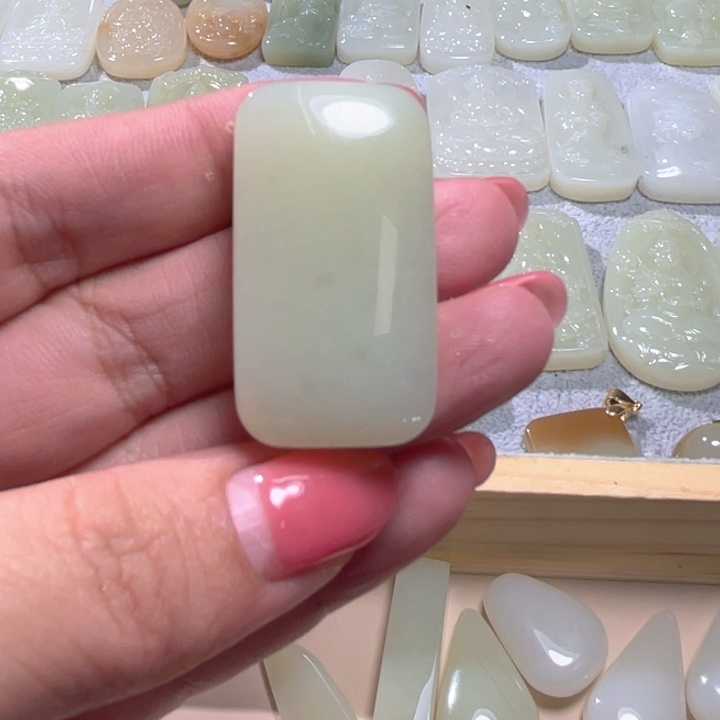 未***好未镶嵌和田玉（糖玉）珠宝半成品
