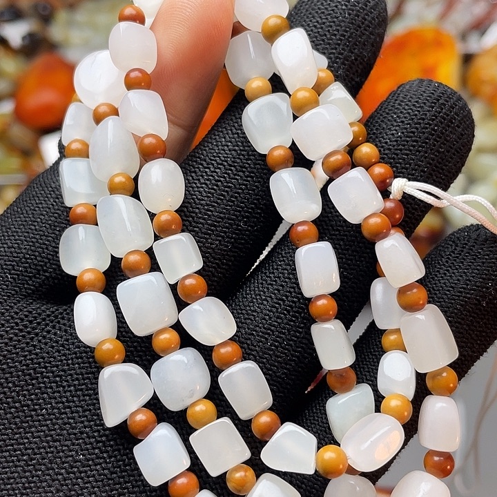 和田玉未镶嵌手链