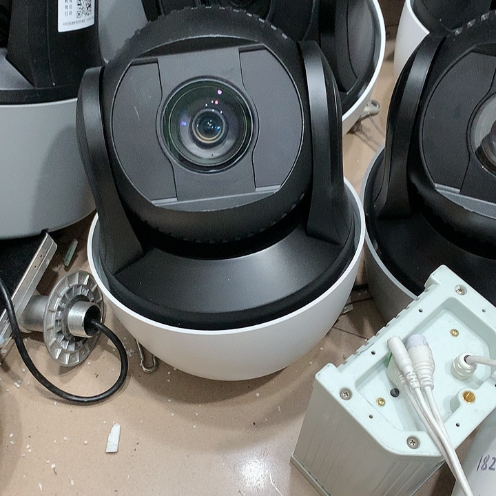 99新海康威视8231球机带电源支架64卡不退换