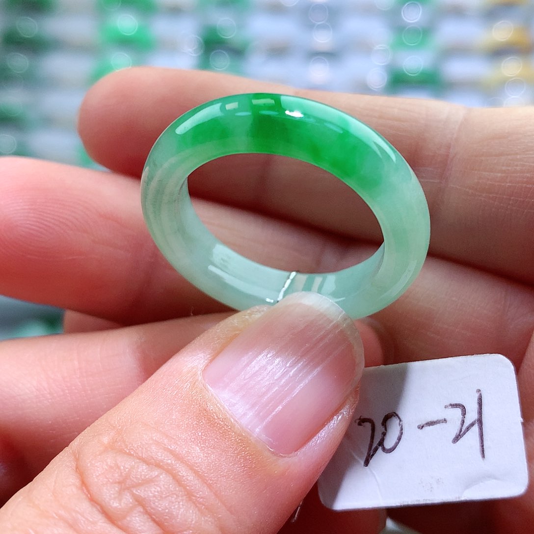 翡翠戒指未镶嵌20-21号