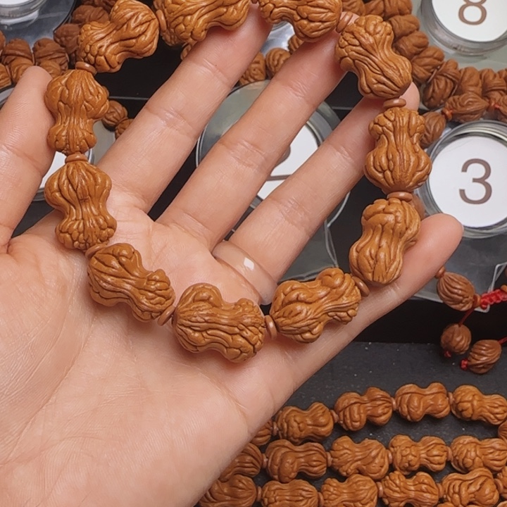 手串桃核龙纹桃核