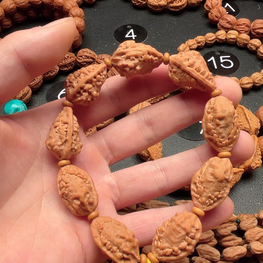 ～***～文玩核桃吊坠麒麟