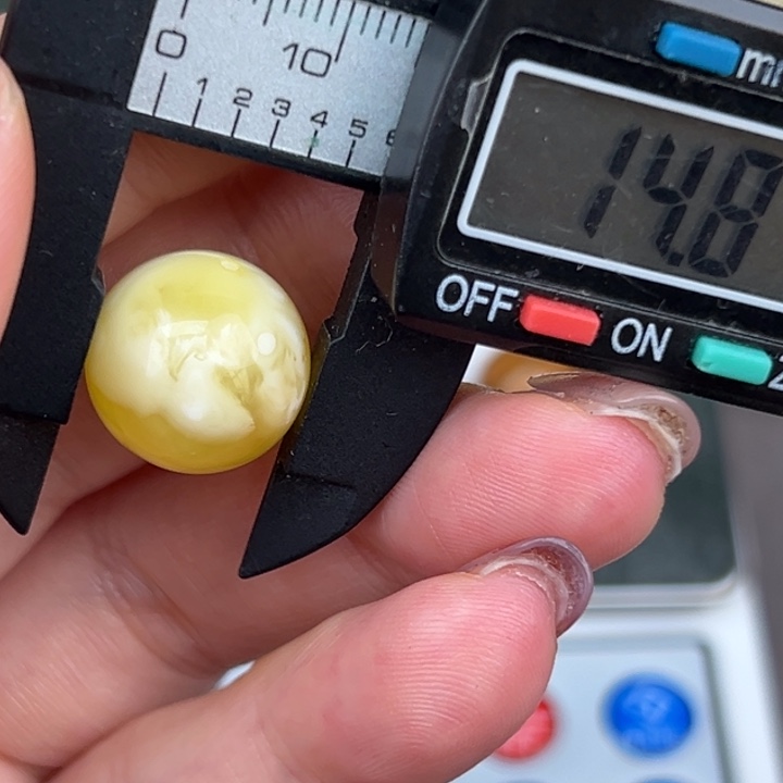 琥珀裸石未镶嵌蜜蜡1310