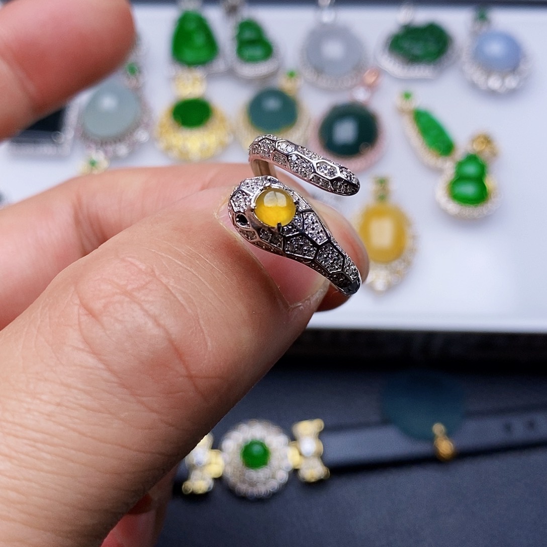 翡翠戒指银S925镶嵌戒指