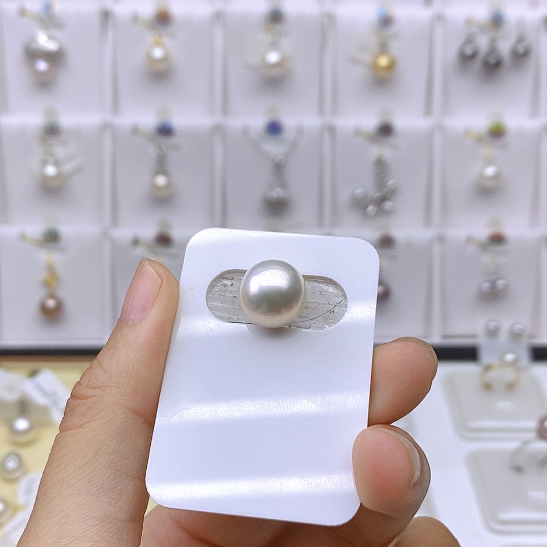 快***乐淡水珍珠18K金镶嵌吊坠(赠链)