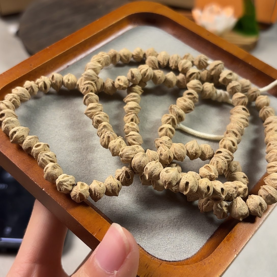 天***旗柏香籽/百香籽吊坠