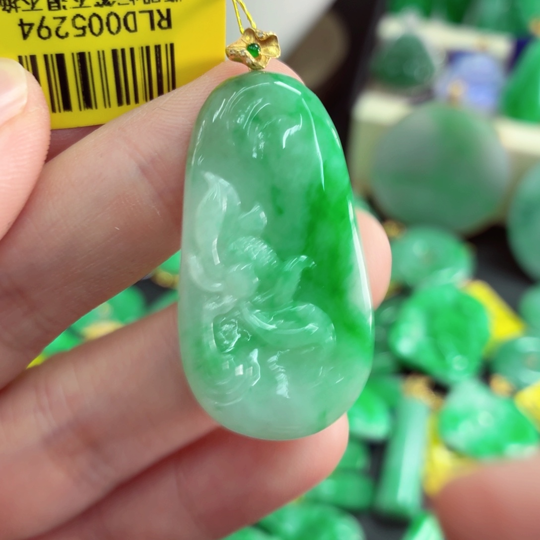 翡翠18K金镶嵌吊坠(不含链)