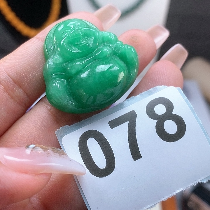 翡翠颈饰未镶嵌吊坠