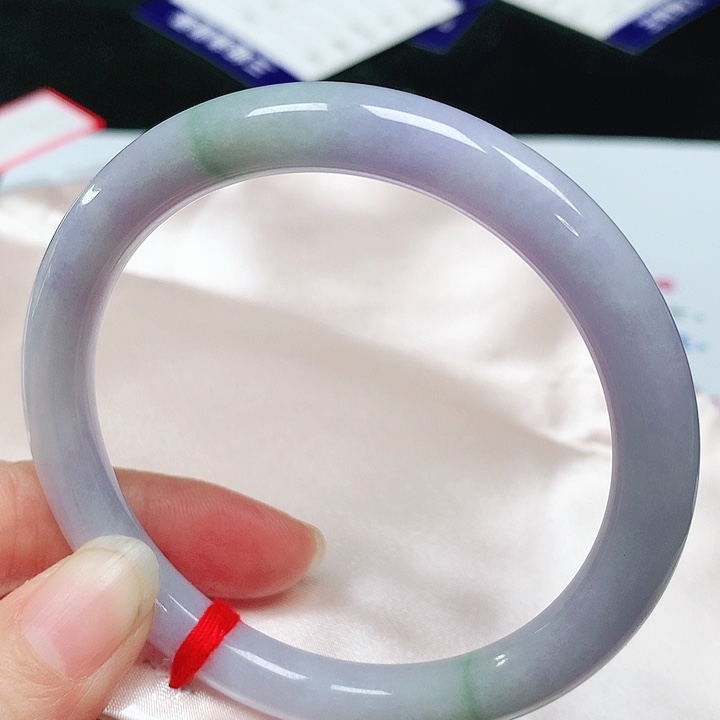 翡翠手镯（圆镯）未镶嵌