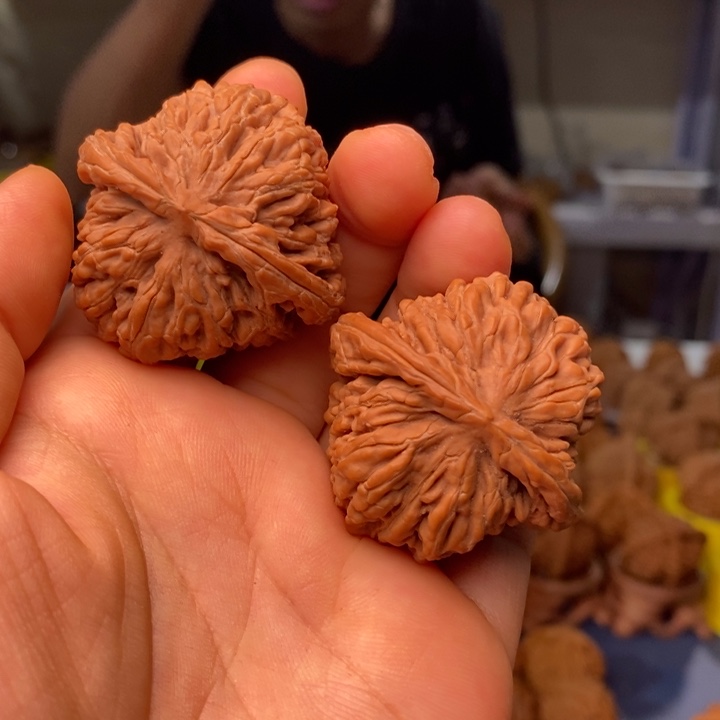 文玩核桃吊坠文玩核桃篓子40～