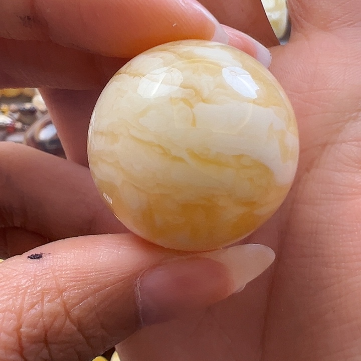 未镶嵌蜜蜡珠宝奇石