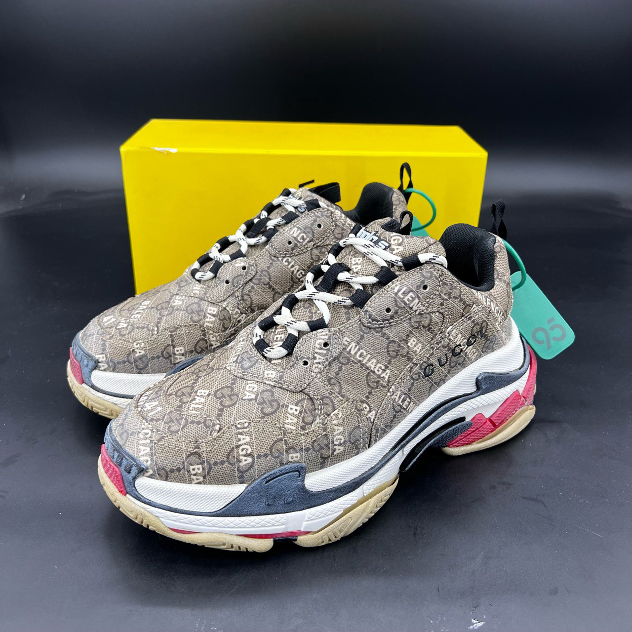 95新 Balenciaga/巴黎世家 码数41巴黎世家鞋gucci 老爹鞋棕 原盒