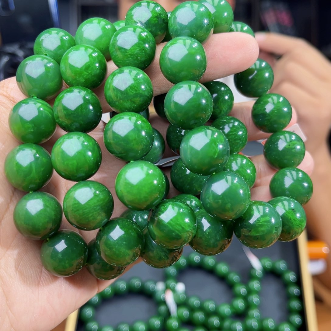 手串未镶嵌和田玉纯天然俄罗斯五号矿琉璃翠卡16多样性发其一