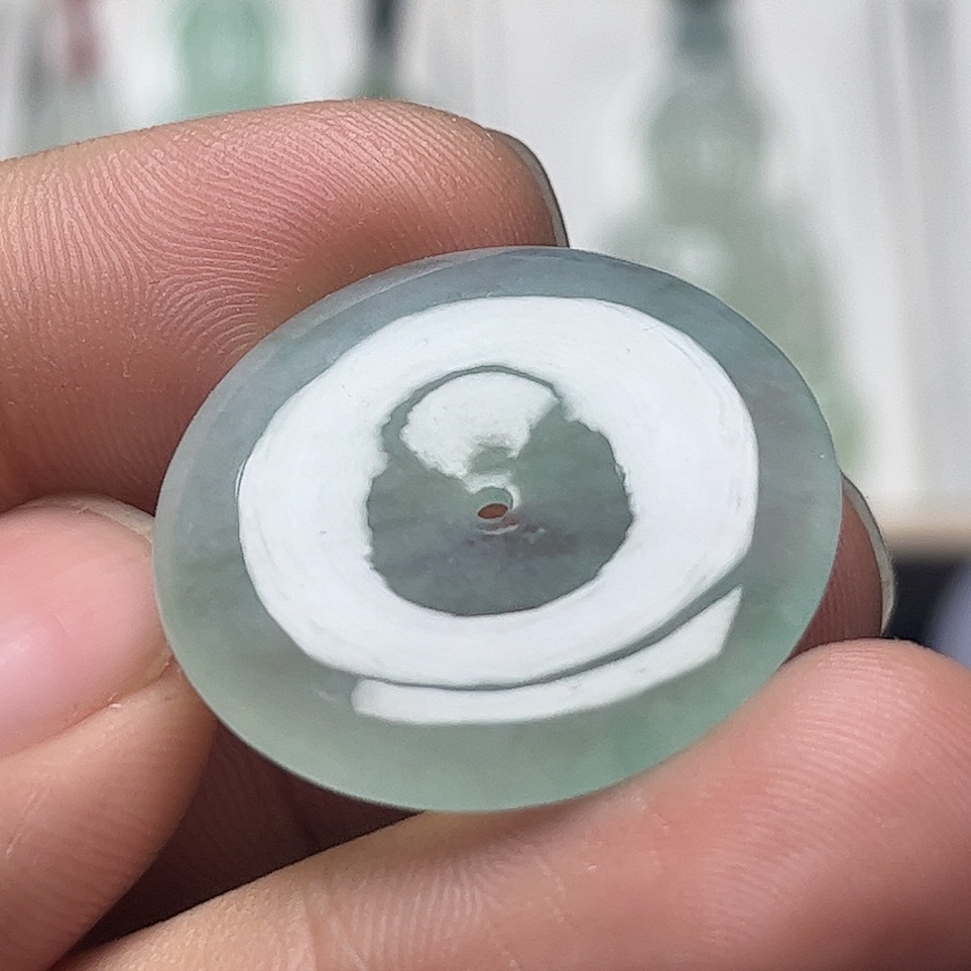 翡翠未镶嵌颈饰缅甸天然翡翠