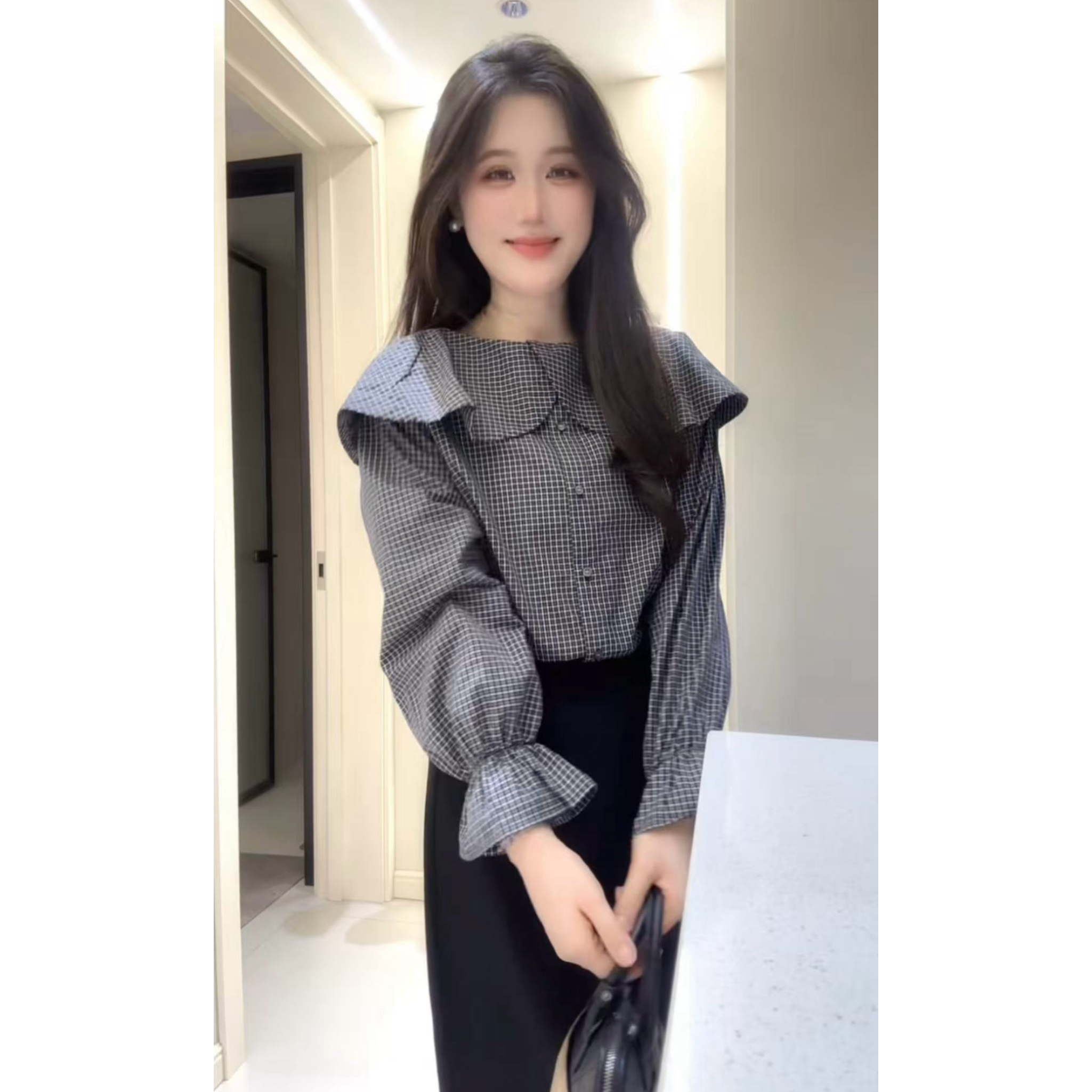 欧货时尚设计感复古格子长袖一字肩荷叶袖衬衫早秋减龄小衫上衣女