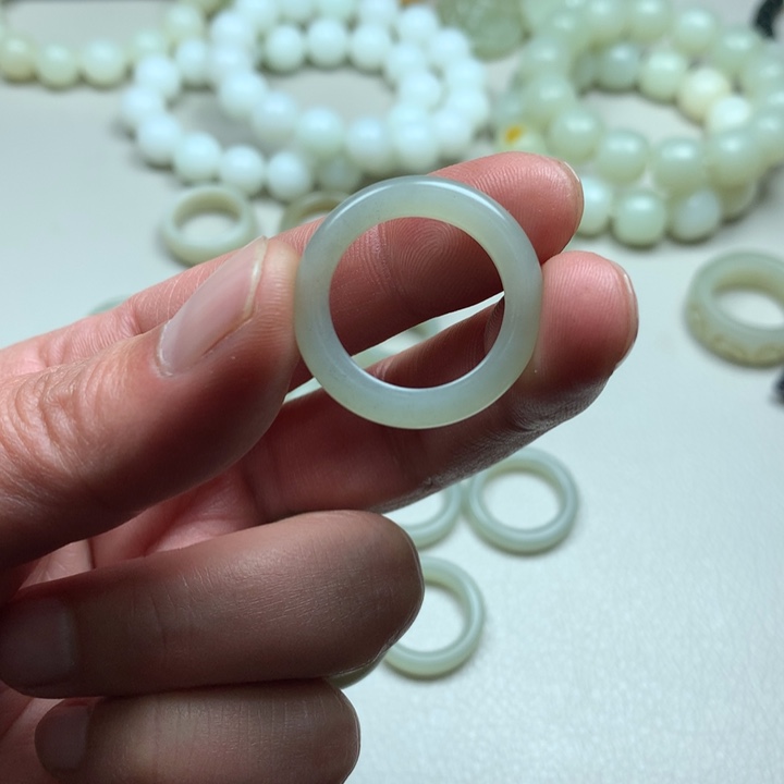 和田玉手链未镶嵌19