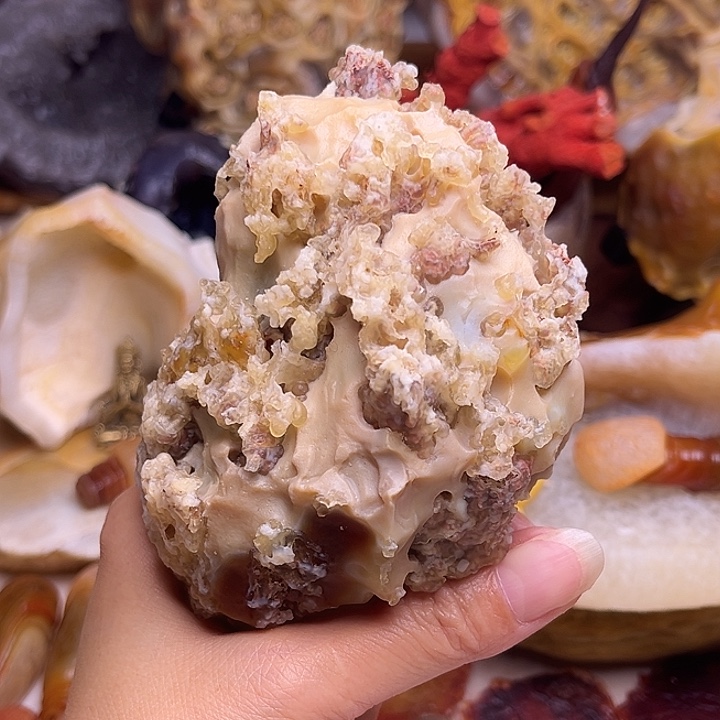 石头马达加斯加缠丝玛瑙