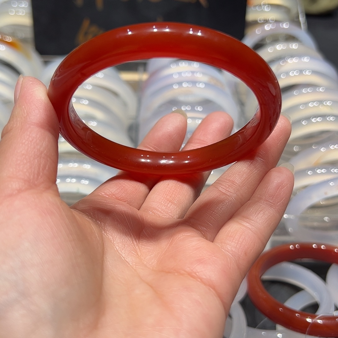 玛瑙/玉髓未镶嵌手镯