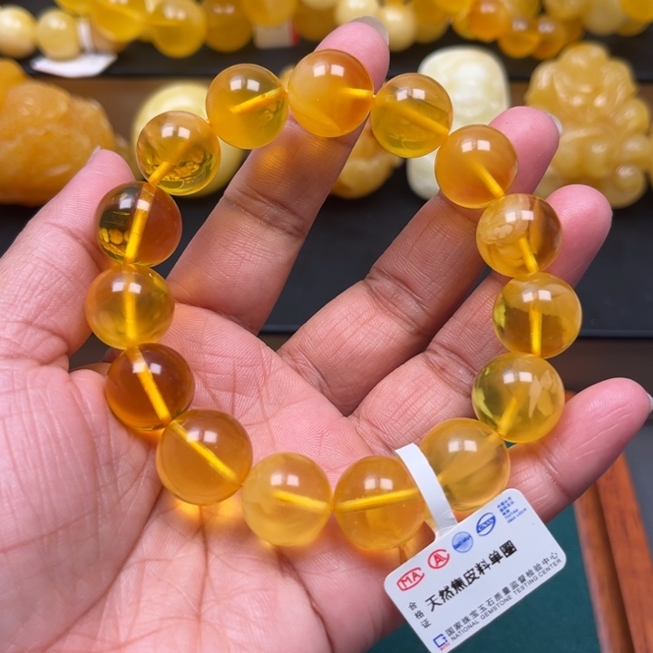 琥珀未镶嵌珠宝奇石M48号14+金沙