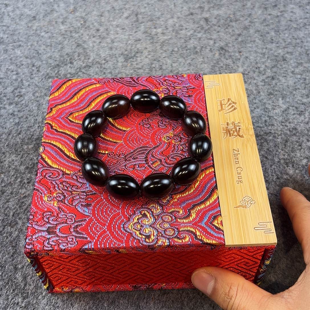 崖柏20/15 五灵脂绿色结油崖柏 一档油脂 一木多香层次丰富、