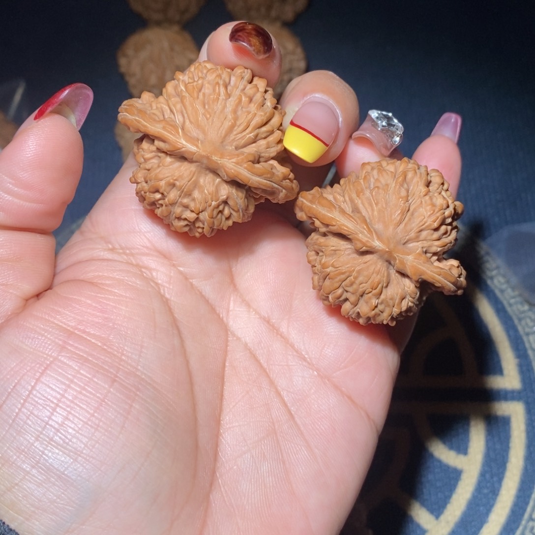 文玩核桃吊坠41尺全品蓟县山地楼