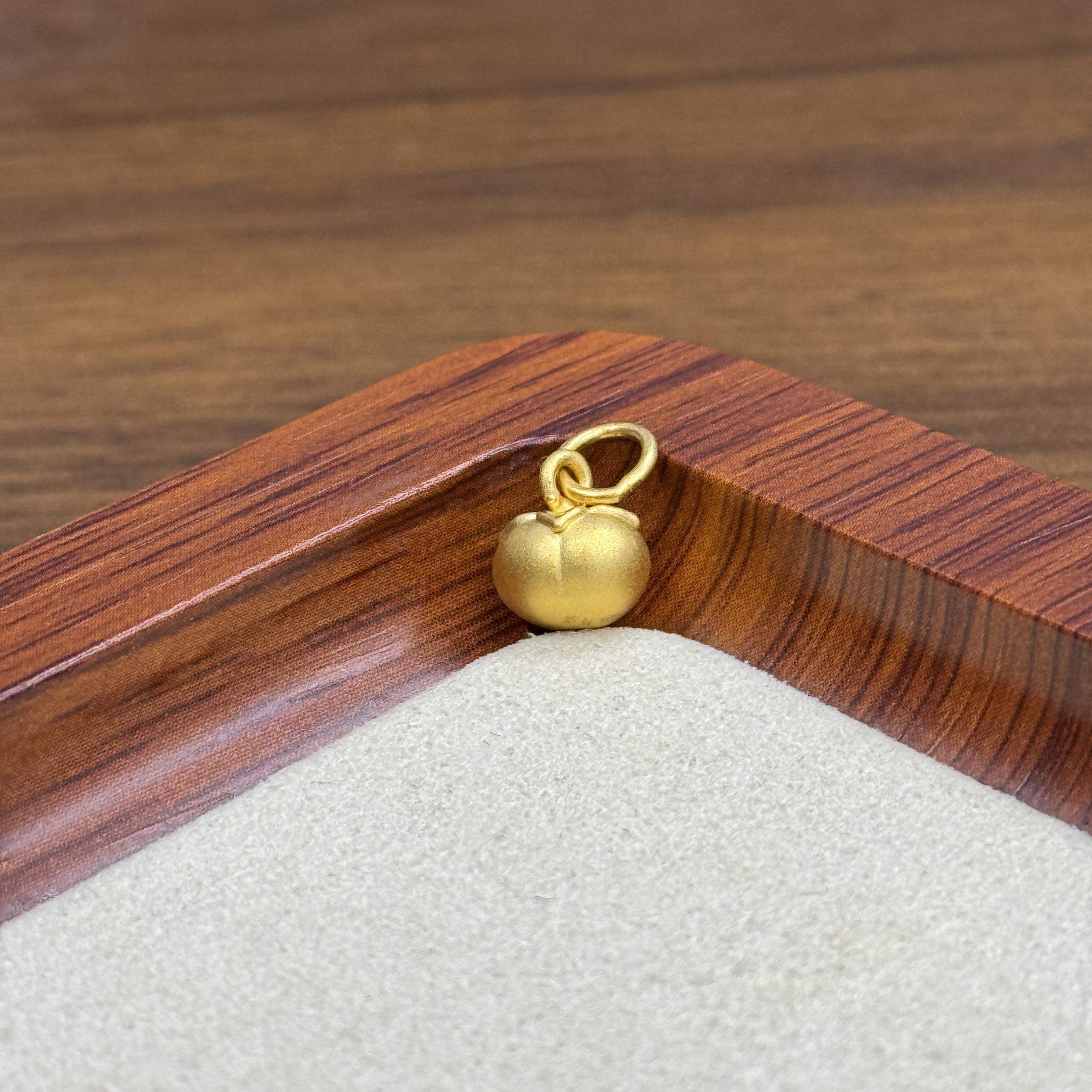 顺鑫黄金足金999柿子吊坠DP2052-0850